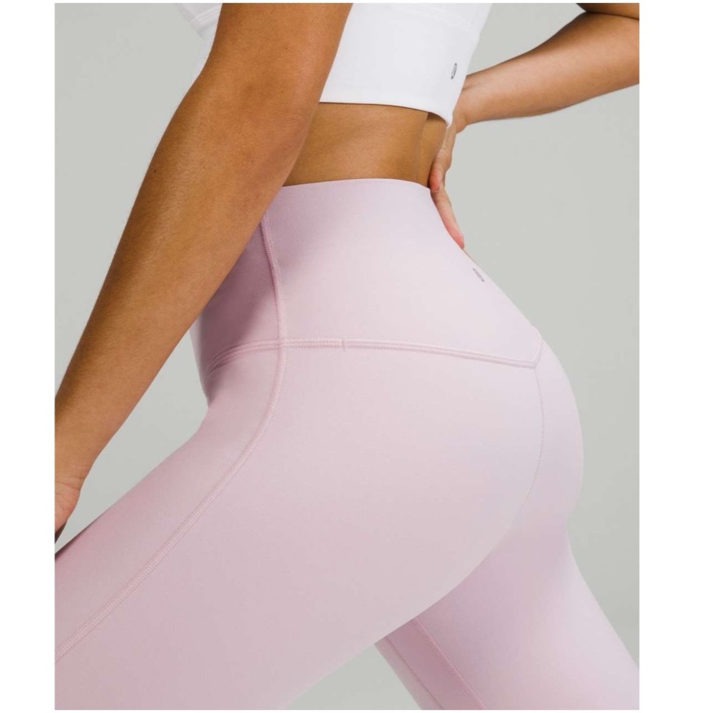 Lululemon Align High-Rise Pant 28"
Pink Peony Size 14 - Picture 5 of 16